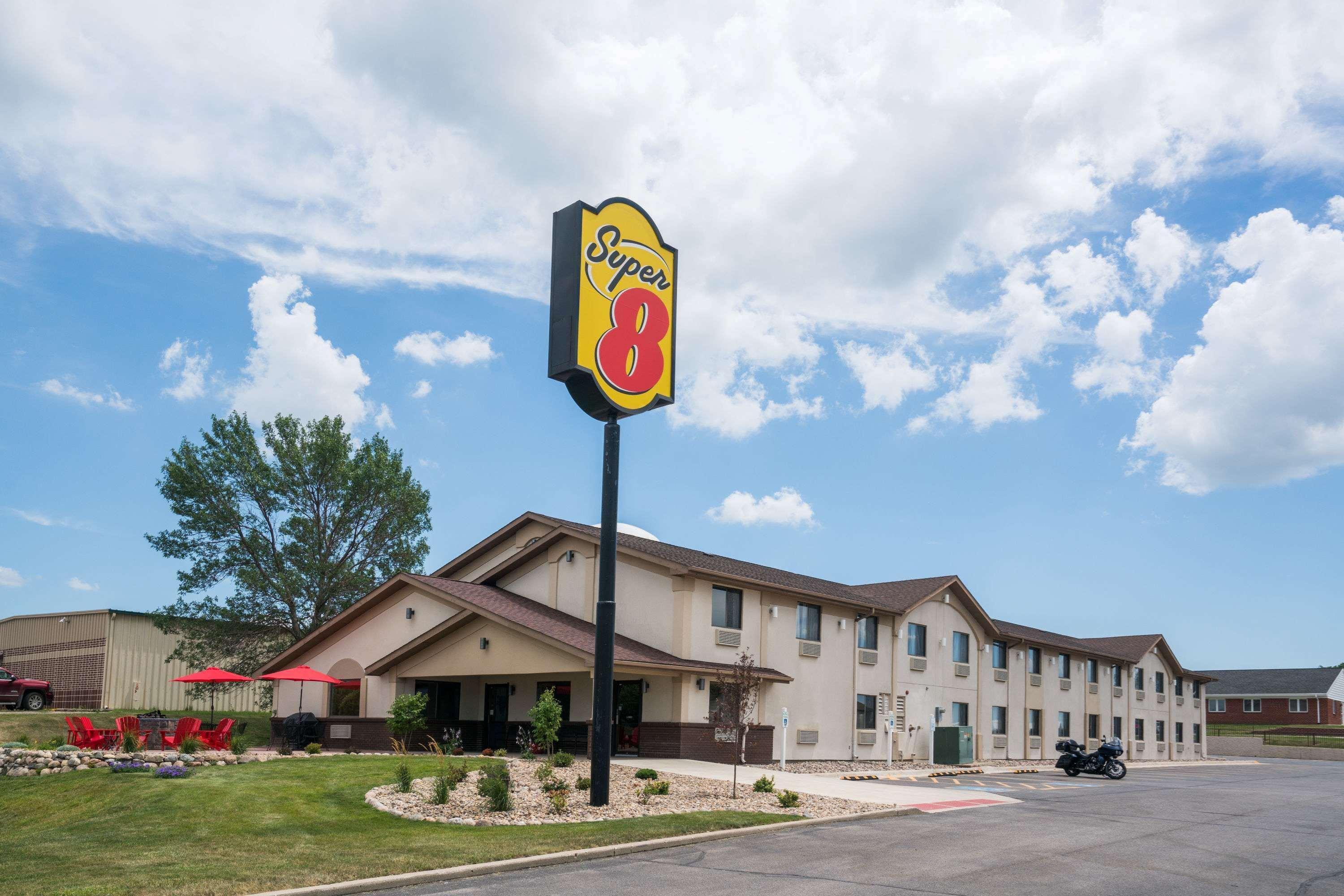 Super 8 By Wyndham Spirit Lake/Okoboji Luaran gambar