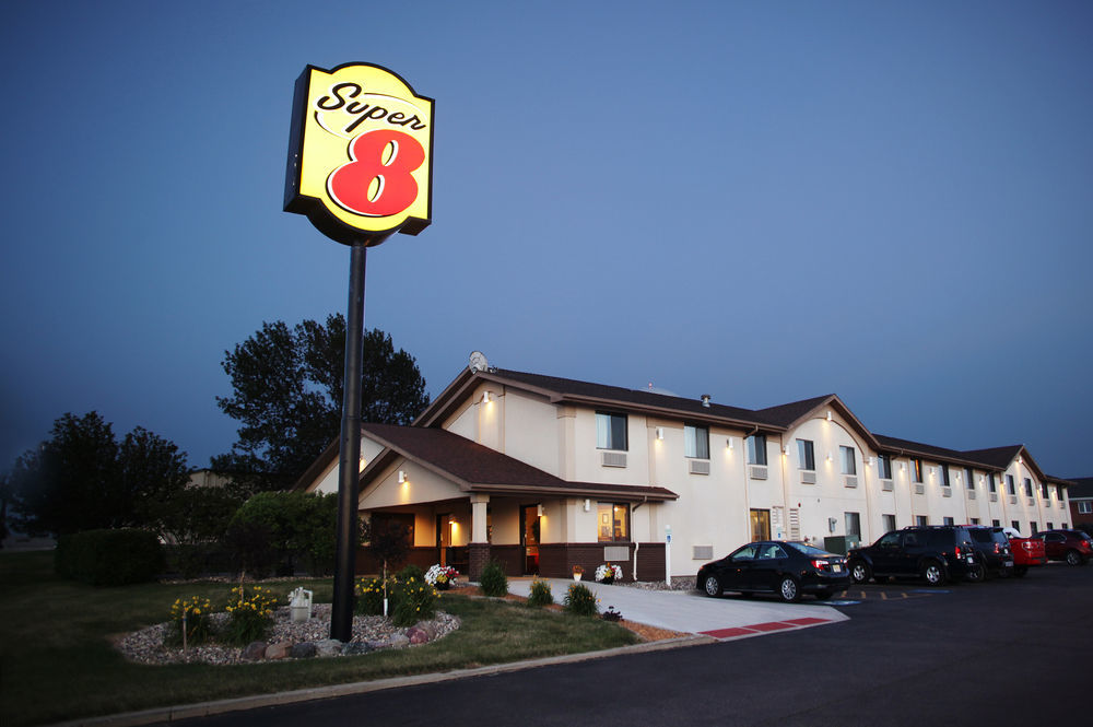 Super 8 By Wyndham Spirit Lake/Okoboji Luaran gambar